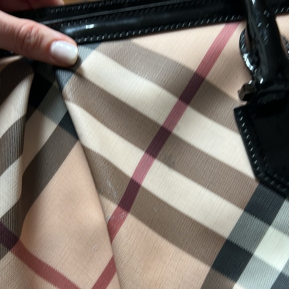 Large Burberry Tote - Picture 11 of 13